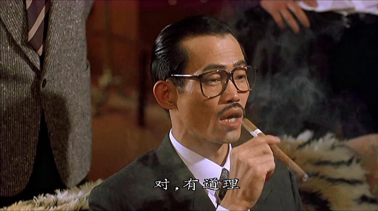 巩新亮大泄春光，巩新亮近照