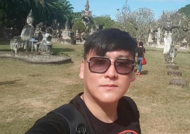 刘小锋整容前后对比图(刘小锋和谁长得像) 刘小锋整容前后对比图(刘小锋和谁长得像)