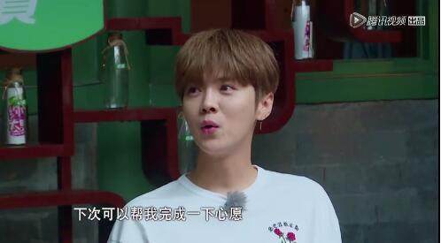 应采儿说谁娶关晓彤谁倒霉真相(谢娜应采儿关系好吗)