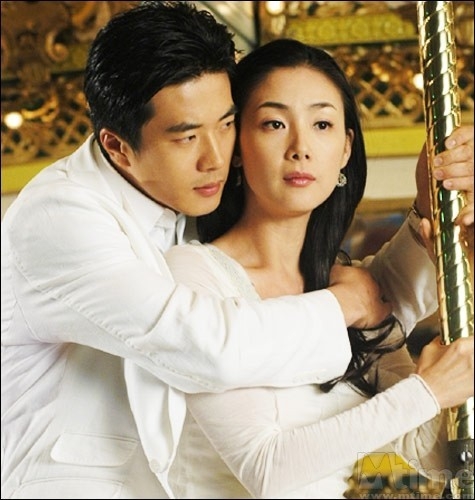 崔智友结婚老公身份惊人(崔智友跟谁结婚了) 崔智友结婚老公身份惊人(崔智友跟谁结婚了)