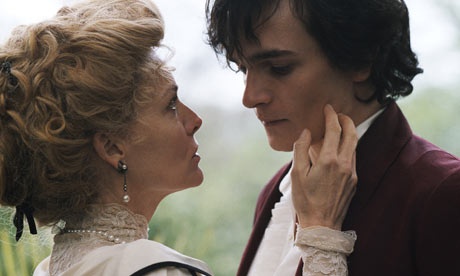 米歇尔菲佛性感照片(演员米歇尔菲佛图片)