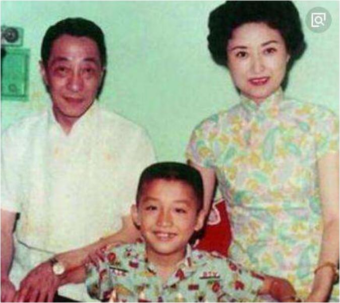 庾澄庆妈妈张正芬年轻照片(庾澄庆近照老了) 庾澄庆妈妈张正芬年轻照片(庾澄庆近照老了)