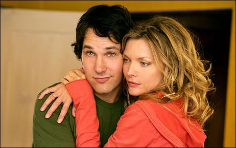 米歇尔菲佛性感照片(演员米歇尔菲佛图片)