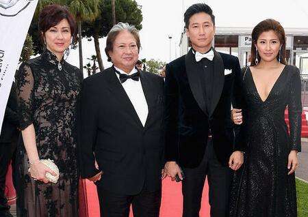 周家蔚泳装无打底性感照片