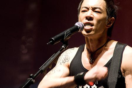 黄贯中为什么叫阿paul(黄贯中还在吗) 黄贯中为什么叫阿paul(黄贯中还在吗)