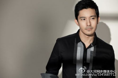 立威廉和刘恺威的长相对比图(刘恺威对比照) 立威廉和刘恺威的长相对比图(刘恺威对比照)