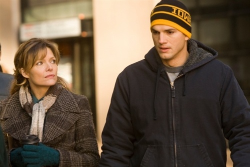 米歇尔菲佛性感照片(演员米歇尔菲佛图片)