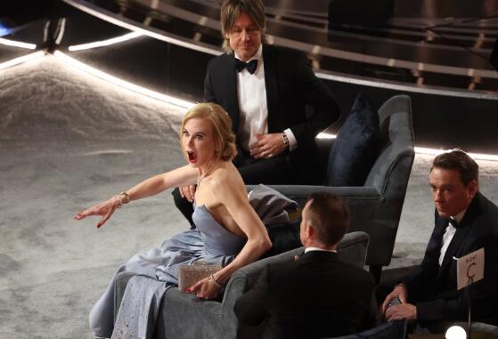 一部老版的《人民的名义》——天地粮人电影(人民的名义 电影版)