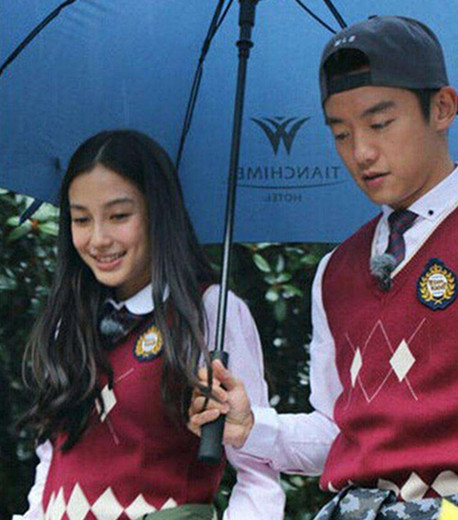 热巴和baby关系好不好?郑凯亲baby(迪丽热巴和baby关系) 热巴和baby关系好不好?郑凯亲baby(迪丽热巴和baby关系)