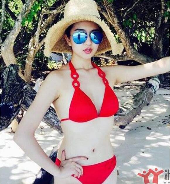 许龄月穿比基尼的照片身材超好