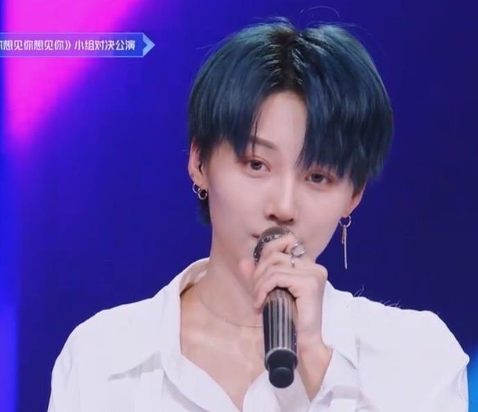 刘雨昕长发照片也非常好看(刘雨昕短发图片)