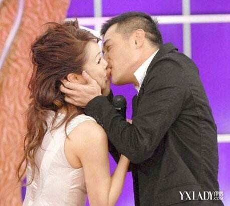 伊能静牵手门事件男主角照片(伊能静敲门事件)