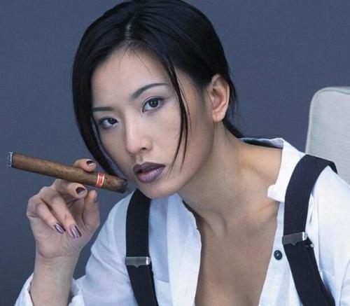 李菁菁前老公张金华现状如何(张金华和李菁菁的金果)