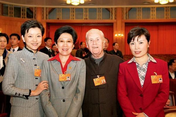 李瑞英有几任老公，主播李瑞英的个(主播李瑞英的个人简历)