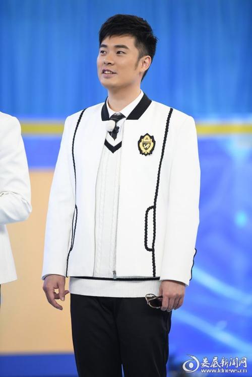 陈赫身高,易烊千玺身高(易烊千玺 身高吧)