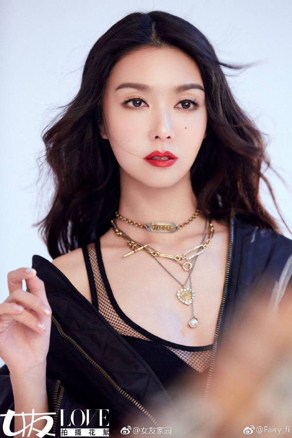 薛凯琪眼袋本来很重怎么没了?薛凯琪病重是