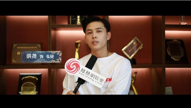 洪尧的牙也太假了吧是假牙吗?他是什么技术 洪尧的牙也太假了吧是假牙吗?他是什么技术