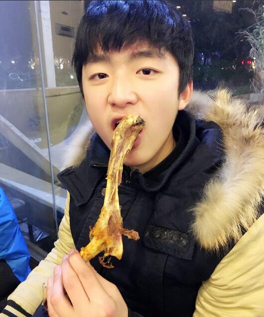 刘志宏和tfboys有什么关系(tfboys第四个人是刘志宏吗) 刘志宏和tfboys有什么关系(tfboys第四个人是刘志宏吗)