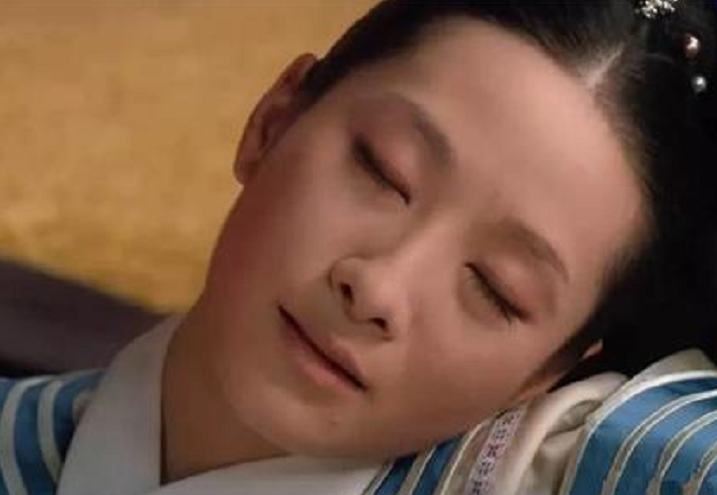 安陵容吃苦杏仁为什么会死，苏培盛(安陵容最后为什么吃苦杏仁)