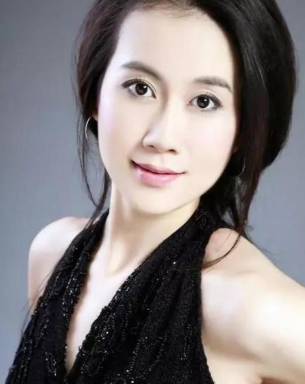 莫海静,莫家蝶(莫海雁主任) 莫海静,莫家蝶(莫海雁主任)