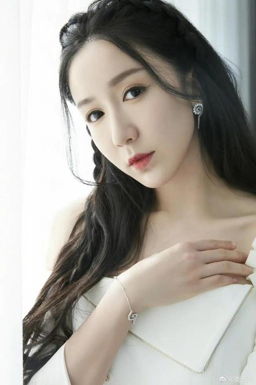 娄艺潇邓家佳，吕子乔和陈美嘉啪过(邓家佳 娄艺潇)