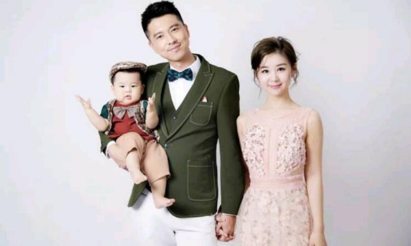 王雷李小萌,殷桃采访(李小萌王雷访谈) 王雷李小萌,殷桃采访(李小萌王雷访谈)