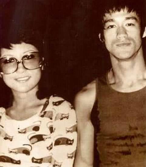 丁佩向华强，向华强的前妻(向华强前妻丁佩图片)