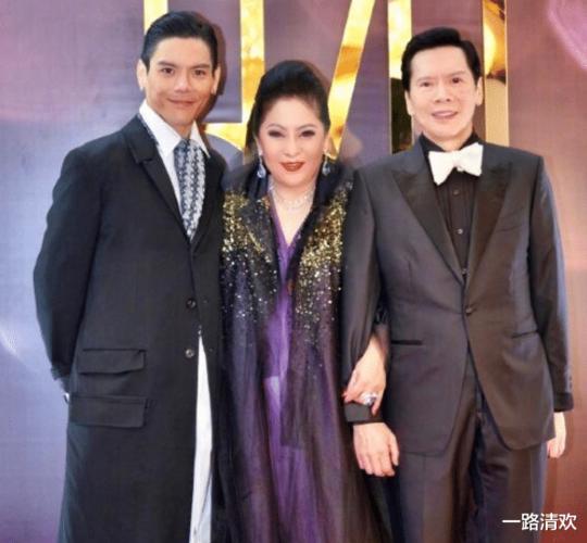 丁佩向华强，向华强的前妻(向华强前妻丁佩图片)