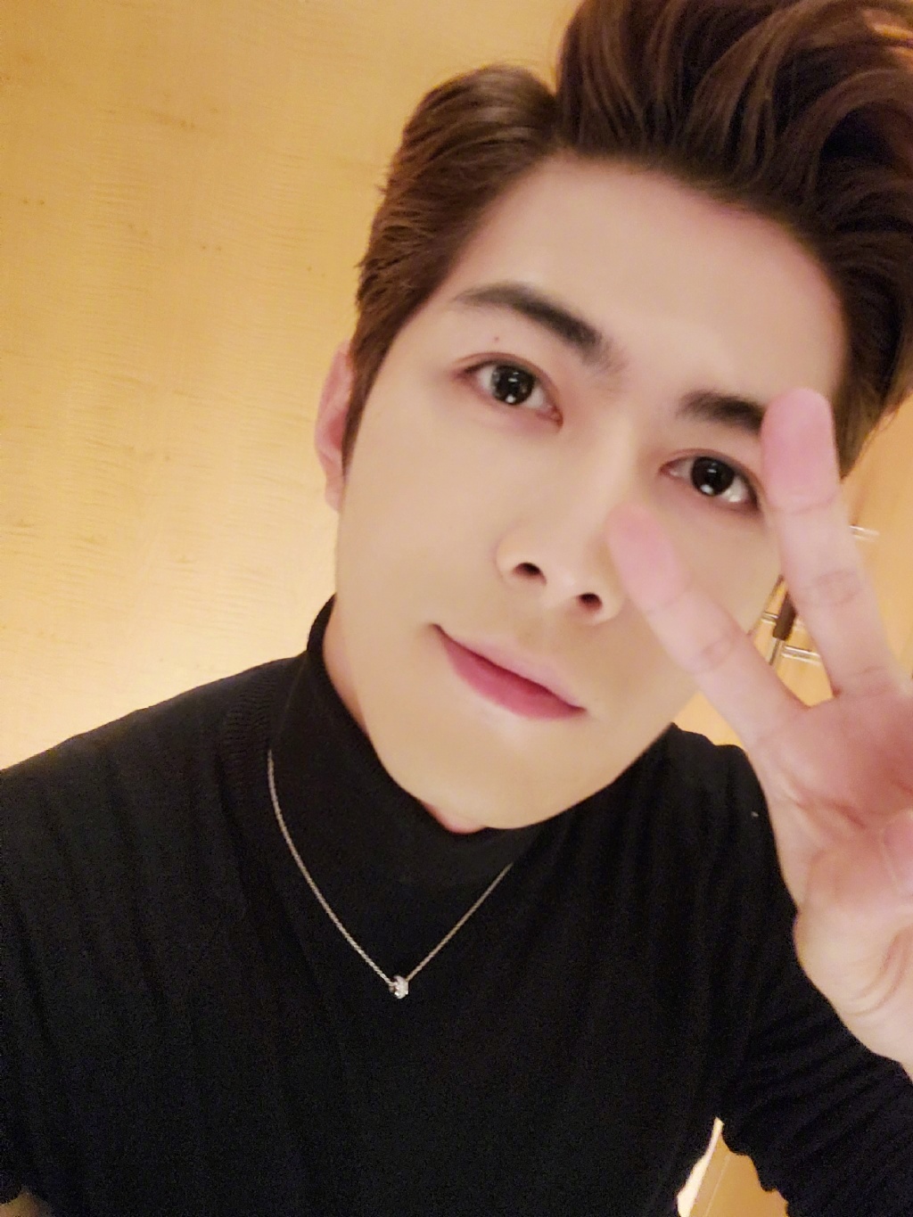 陈学冬为什么叫大熊猫、万岁山、大爷?他和 陈学冬为什么叫大熊猫、万岁山、大爷?他和