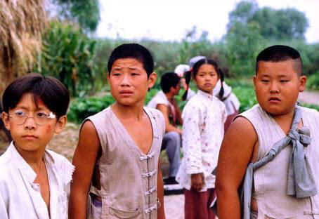 谢孟伟年收入多少身价有八千万吗?谢孟伟算