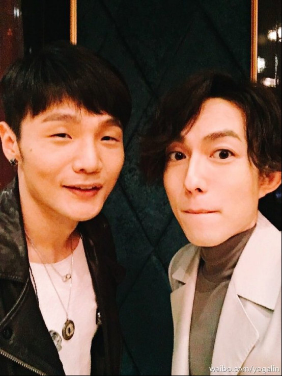 李荣浩的眼睛天生就这么小吗？李荣浩怎么出(李荣浩 小眼睛)