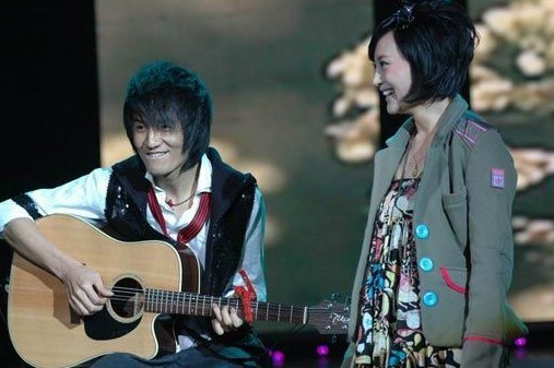 明星可以与粉丝结婚吗？明星粉丝不用上班吗