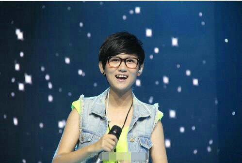 天娱为什么不捧段林希？快女段林希的凄惨现(段林希那届超女都有谁)