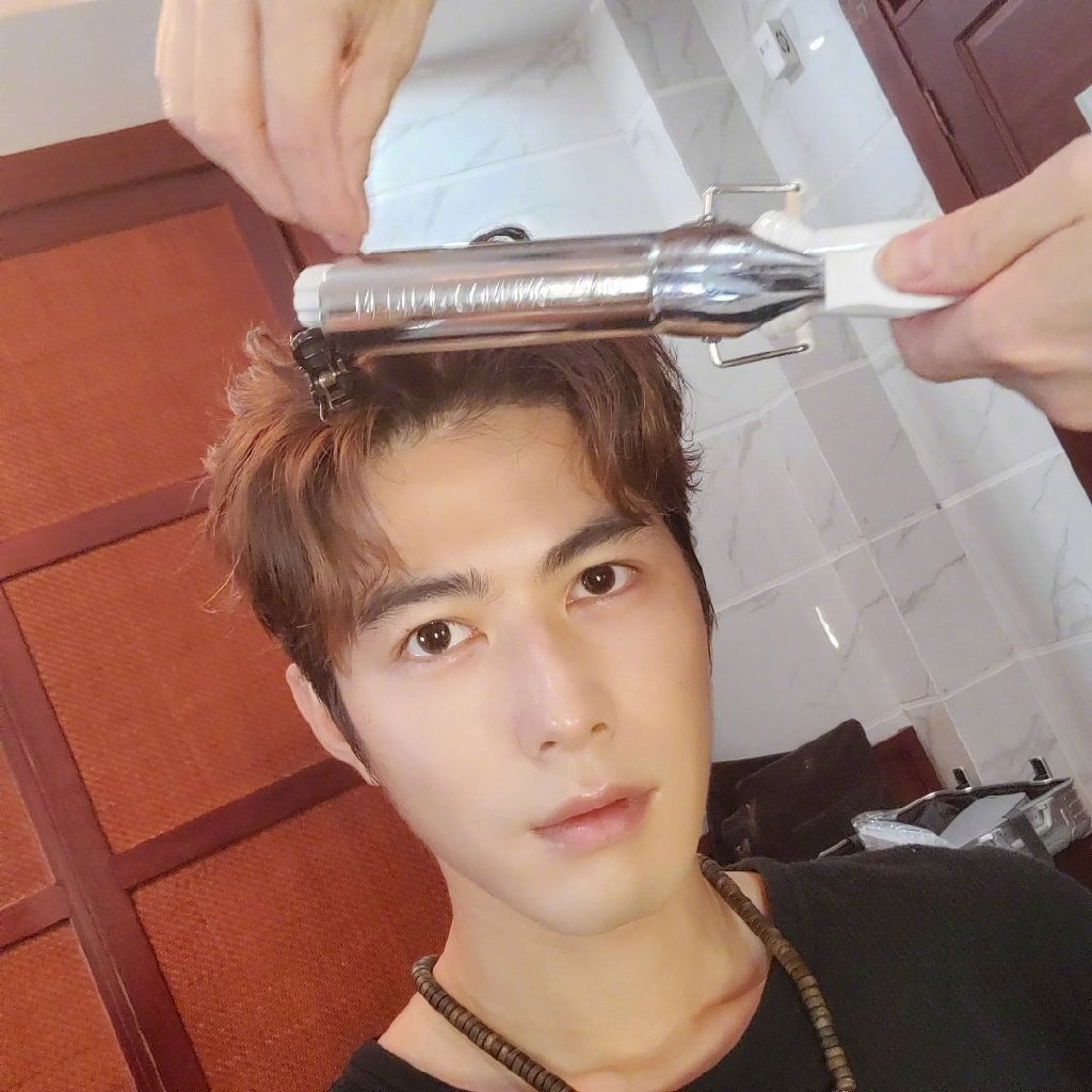 陈学冬为什么叫大熊猫、万岁山、大爷?他和 陈学冬为什么叫大熊猫、万岁山、大爷?他和