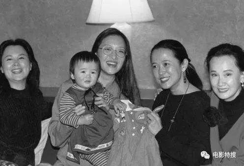 胡茵梦女儿胡洁生现状如何？胡洁生的爸爸是