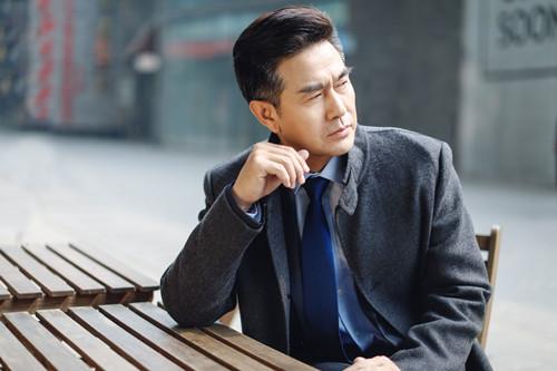 演员白凡,白矾图片(演员白凡近照)