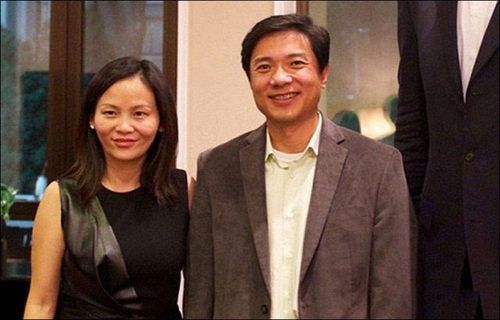 马化腾的老婆，马化腾一家四口图片(马化腾 妻子)