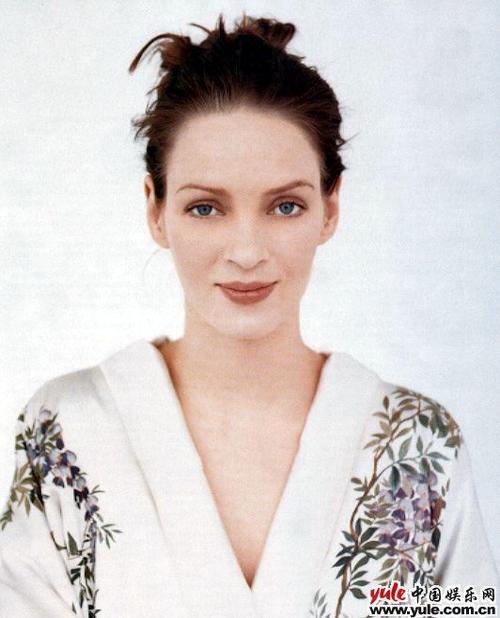 乌玛瑟曼,艾玛·斯通(乌玛瑟曼和约翰特拉沃特) 乌玛瑟曼,艾玛·斯通(乌玛瑟曼和约翰特拉沃特)