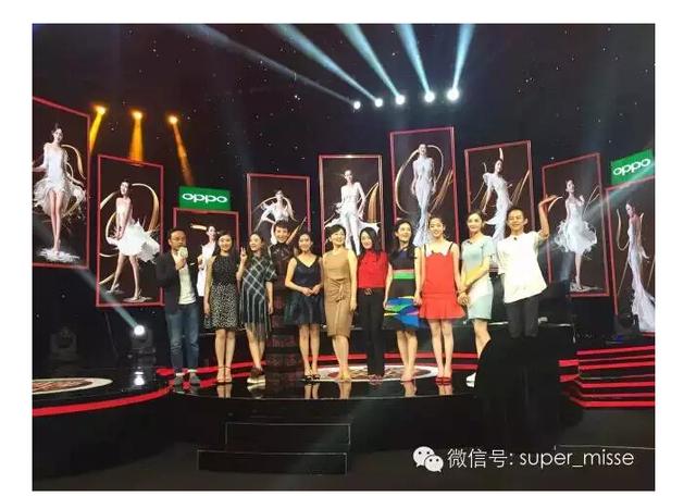 张翰郑爽的女儿照片(郑爽张翰生活照)