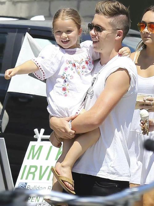 贝克汉姆女儿照片,贝克汉姆巅峰颜(贝克汉姆的儿子照片) 贝克汉姆女儿照片,贝克汉姆巅峰颜(贝克汉姆的儿子照片)