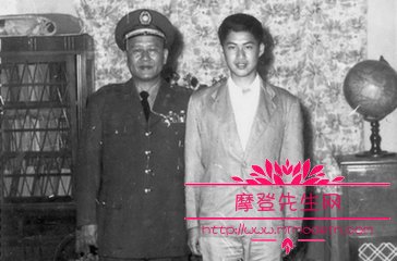 白先勇和同性爱人王国祥照片(白先勇 爱人) 白先勇和同性爱人王国祥照片(白先勇 爱人)