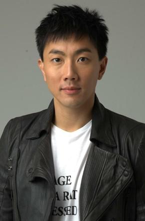 刘浩龙为什么叫师兄？刘浩龙和容祖儿接吻照