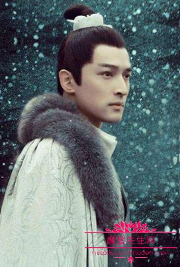 胡歌车祸原因是什么？胡歌车祸现场图片曝光(胡歌车祸是怎么回事)