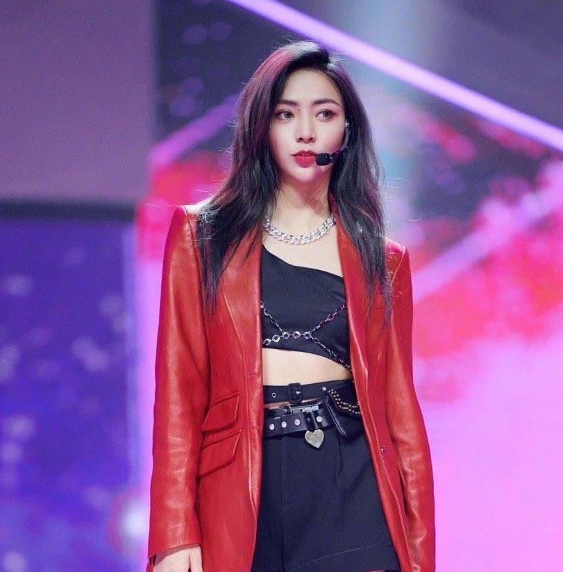 谢可寅家境资料介绍(谢可寅家里人)