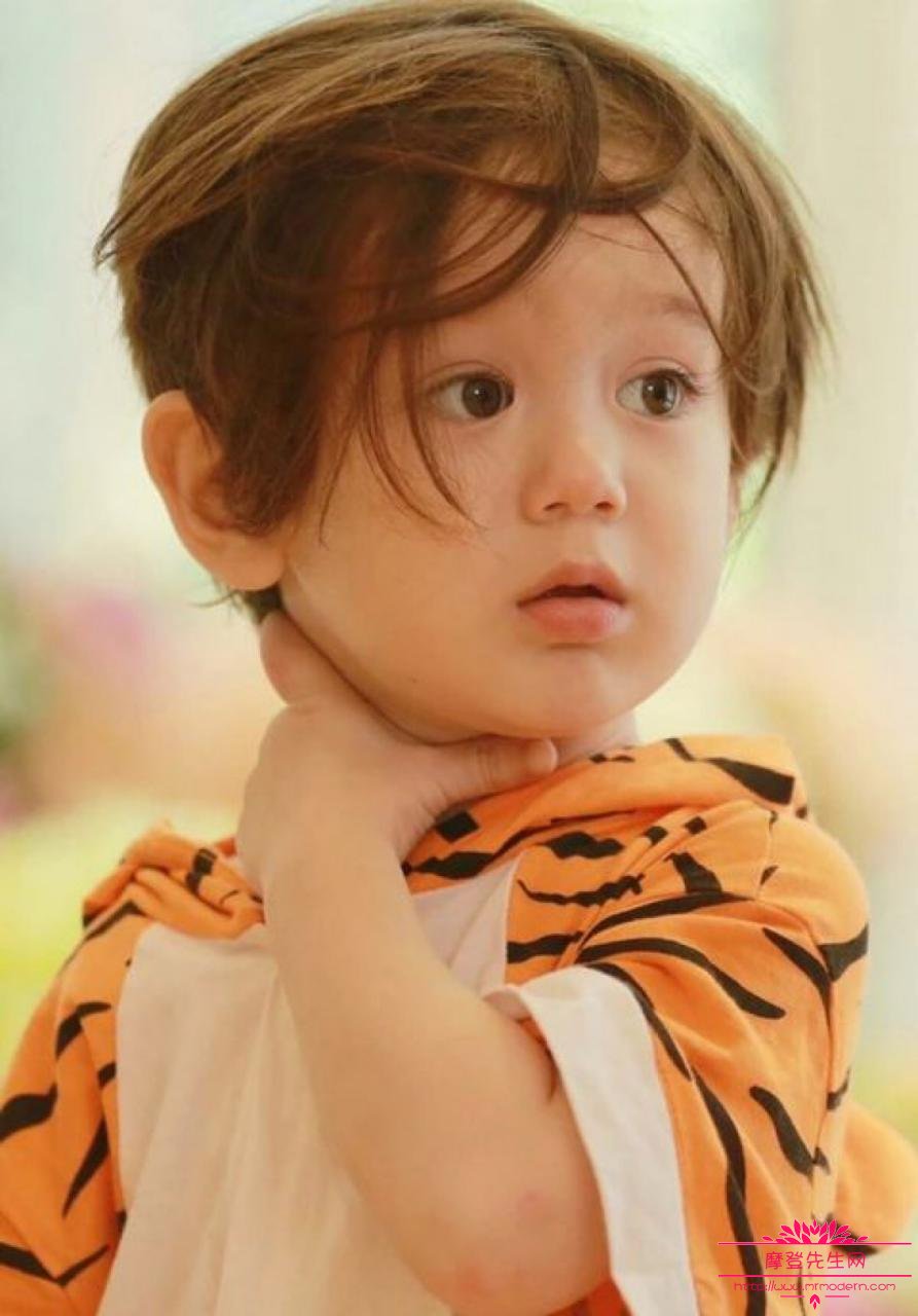 放开我北鼻为什么看不了完整版,易烊千玺成(放开我北鼻第二季易烊千玺女装) 放开我北鼻为什么看不了完整版,易烊千玺成(放开我北鼻第二季易烊千玺女装)