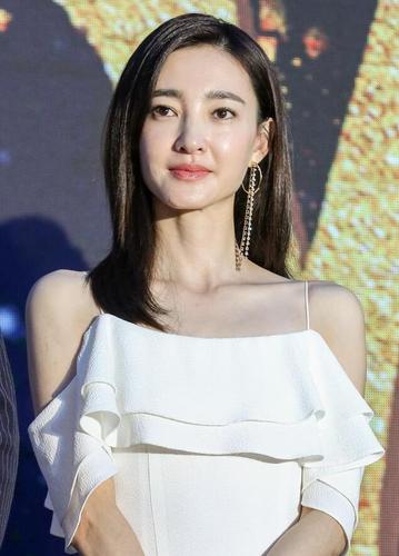 素颜女神王丽坤，杨钰莹素颜(杨钰莹素颜照大全)