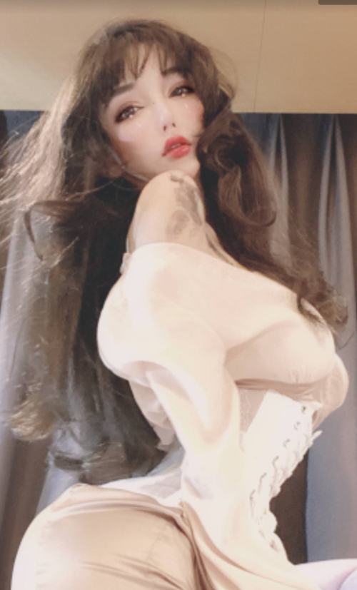 王瑞儿整容，王瑞儿在哪个软件直播