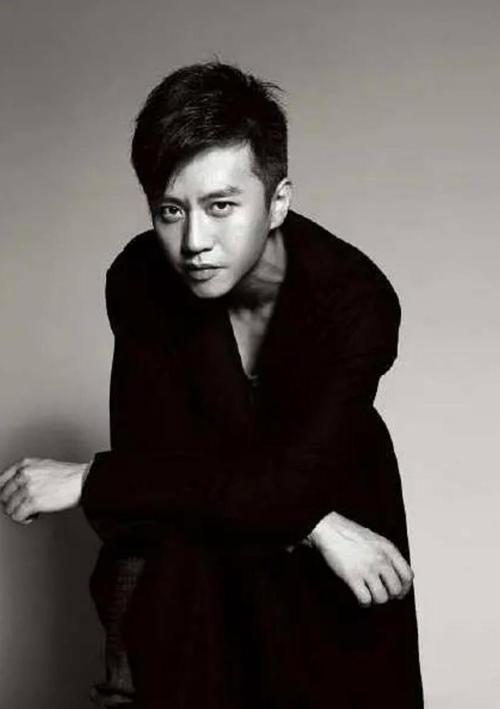 邓超最近演的电视剧，邓超最近拍的(邓超最近主演的电视剧)