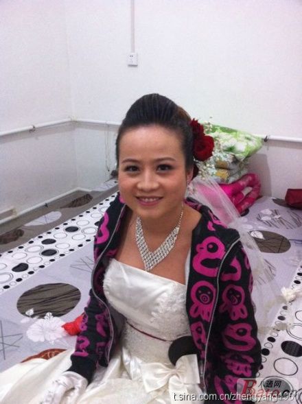 岳云鹏老婆郑敏简历照片(岳云鹏老婆郑敏资料照片介绍)