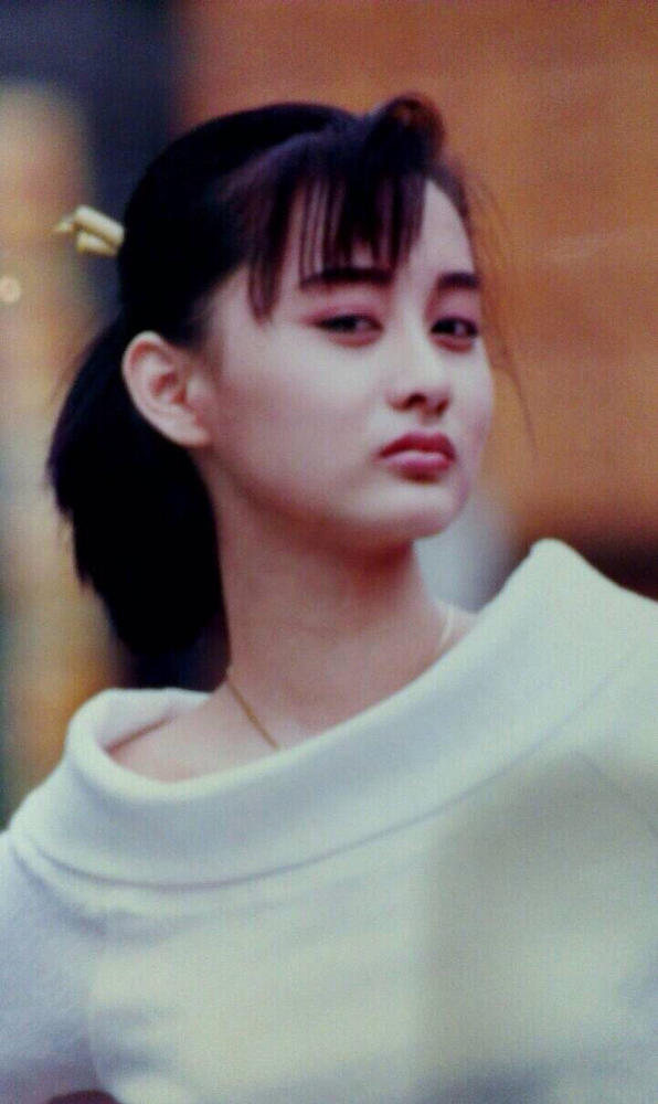 陈德容年轻时最美图片集锦(陈德容年轻时候真的很美)